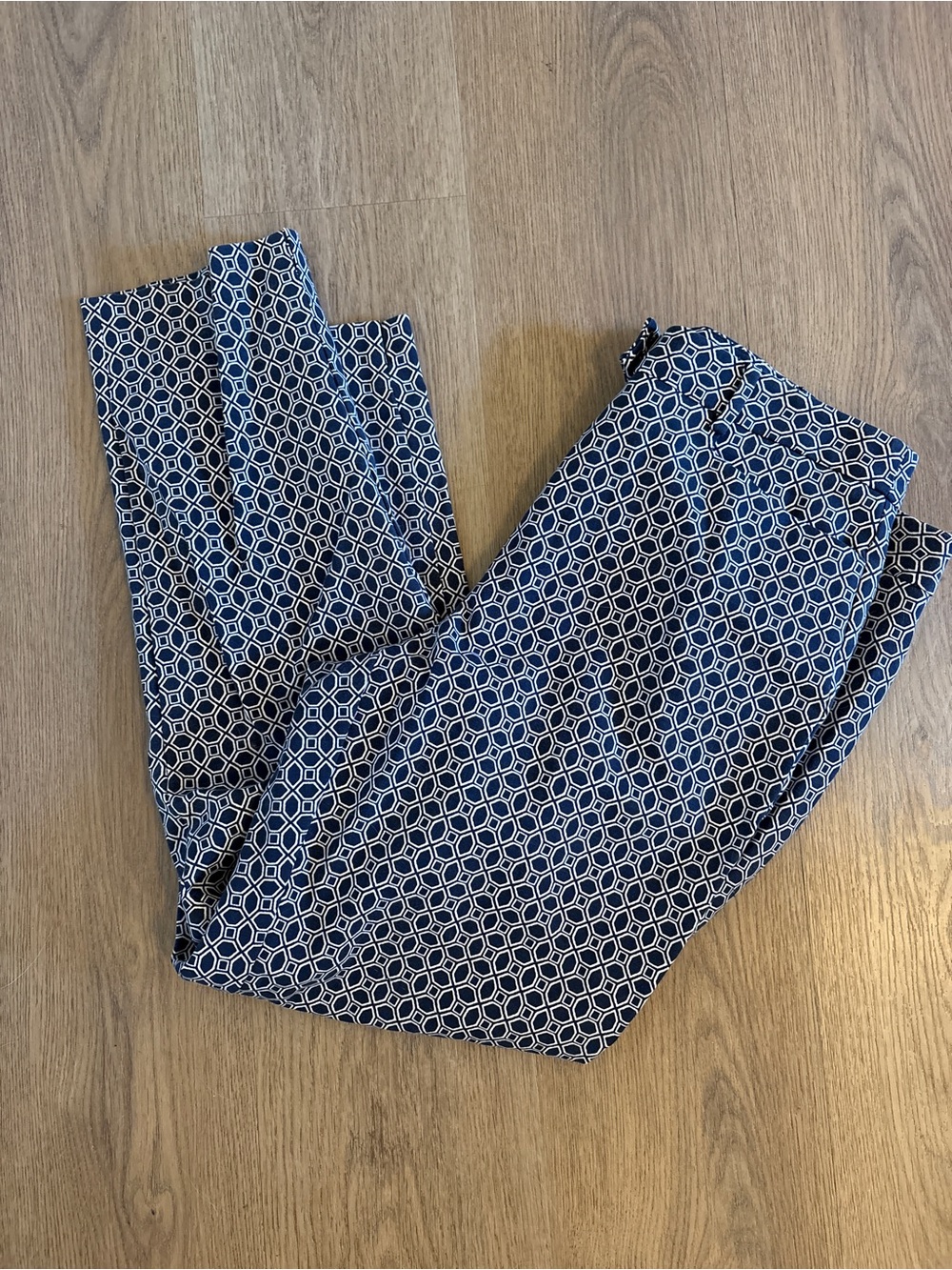 Navy and White Print Curvy Hampshire Talbots Pants